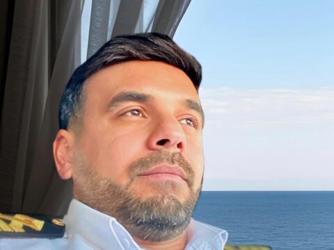 Gənc kapitan Kənan Həsənov – “BİZ DƏNİZİ SEÇDİK” layihəsinin ilk qonağı