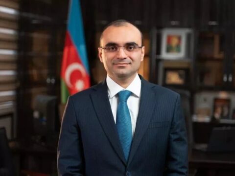 44 gün tarix yazdı. 47 gün isə dərs olmalıdır. 44 gün tarix yazdı. 47 gün isə dərs olmalıdır.