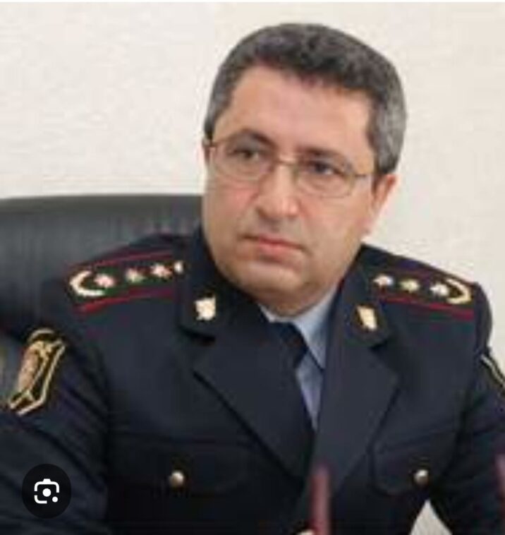 ADI KİMLİYİ OLAN ADAM…- ƏNTİQƏ QONAQ yazır