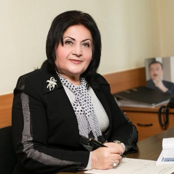 Sənət və söz adamlarının yetişdiyi məktəb Sənət və söz adamlarının yetişdiyi məktəb