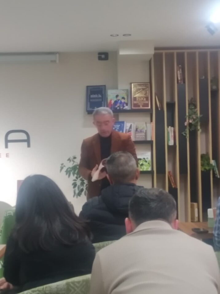 Səlim Babullaoğlunun “Oğlumla söhbətlər” və  “Baş hərfi yazılmayan cümlə”si LİTERAda….