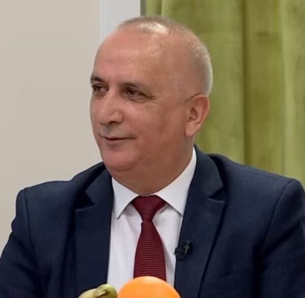 HƏYƏCAN SİQNALI!!!  Azərbaycanda televeziyalar  xalqı uçruma aparır - Şərəfəddin İLKİN yazdı