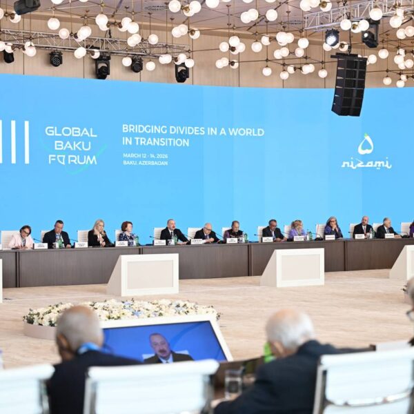 Yeni dövrdə sülh və sabitlik