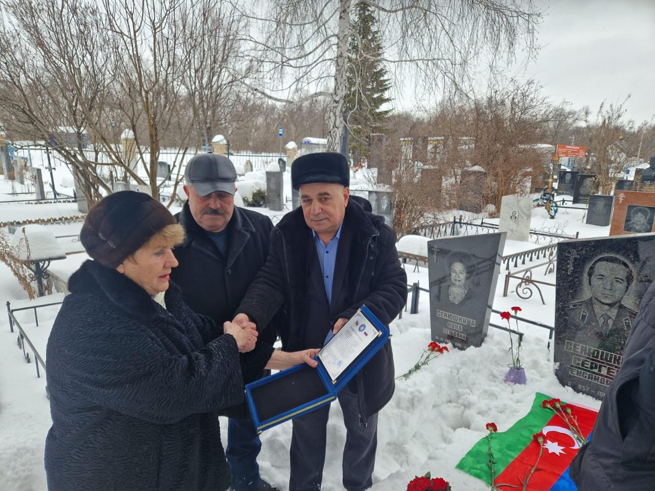 Azərbaycanın Milli Qəhrəmanının xatirəsi Sızranda ehtiramla yad edilib Azərbaycanın Milli Qəhrəmanının xatirəsi Sızranda ehtiramla yad edilib