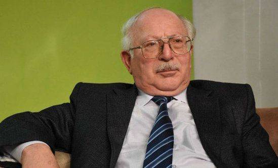 Onun mənalı söhbətlərinə tamarzı qalmışıq...