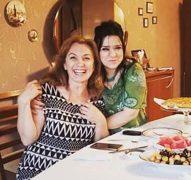 GÜL ƏTİRLİ GÜLBƏNİZİMİZ…(esse)