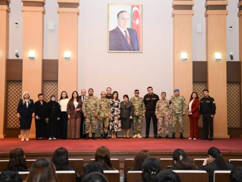 Anar ilhamlı – Qazilərimizə marş həsr etdi