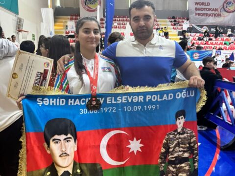 Gənc idmançılar beynəlxalq arenada Azərbaycan bayrağını yüksəklərə qaldırmaqda davam edirlər