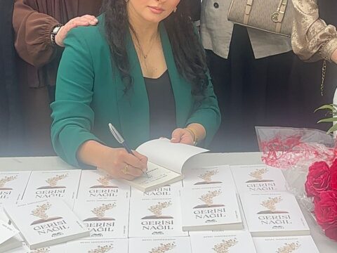 Aysel Nəsirzadənin imza günü böyük maraqla qarşılandı