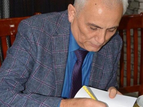 ƏDƏBİ MÜHİTLƏ AŞIQ YARADICILIĞININ QARŞILIQLI ƏLAQƏLƏRİ VƏ FƏRQLİ CƏHƏTLƏRİ   – Mikayıl Bozal