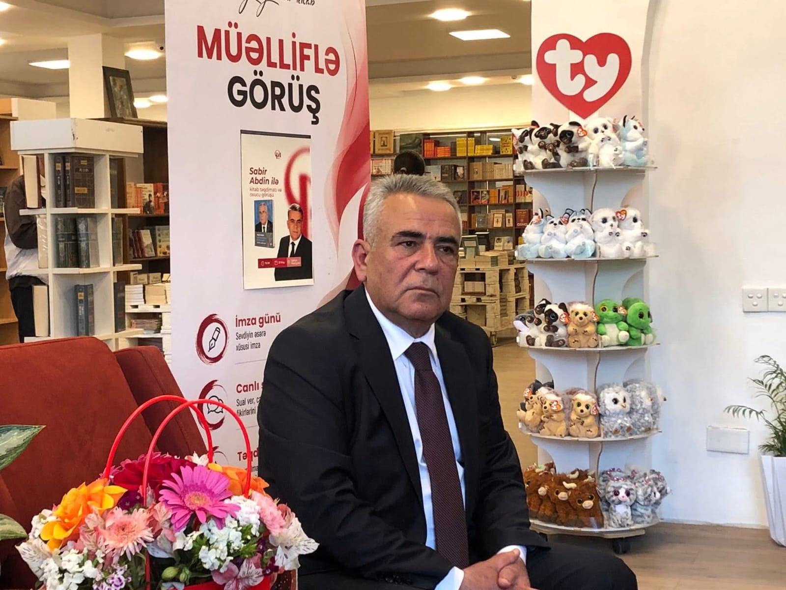 “Əlvida deyirəm ayrılıqlara” təqdim olundu “Əlvida deyirəm ayrılıqlara” təqdim olundu