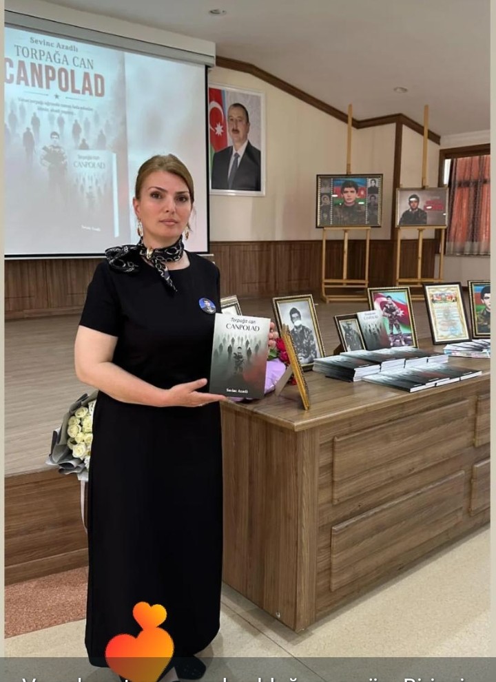 “Torpağa can Canpolad” adlı kitabının təqdimatı keçirilib... “Torpağa can Canpolad” adlı kitabının təqdimatı keçirilib...