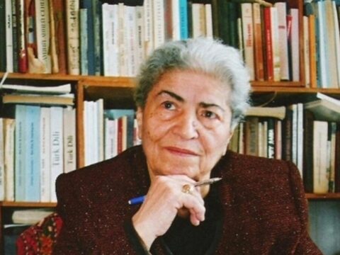 Kitablar səltənətinin inciləri: Əzizə Cəfərzadənin “Cəlaliyyə” romanı