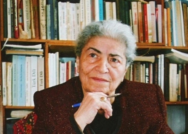 Kitablar səltənətinin inciləri: Əzizə Cəfərzadənin “Cəlaliyyə” romanı