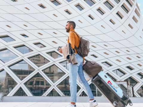 SITA: Rəqəmsallaşma itən baqajların sayını 23% azaldıb, amma problem hələ də aviasiyaya milyardlarla dollara başa gəlir