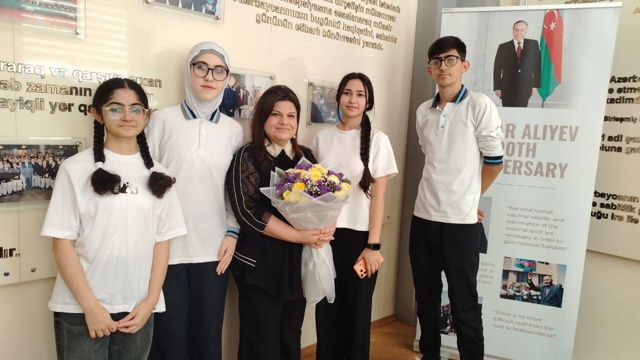 İncəsənət Gimnaziyasının Teatr şöbəsində “Teatr dramaturgiyası” fənni üzrə yay imtahanı keçirildi İncəsənət Gimnaziyasının Teatr şöbəsində “Teatr dramaturgiyası” fənni üzrə yay imtahanı keçirildi
