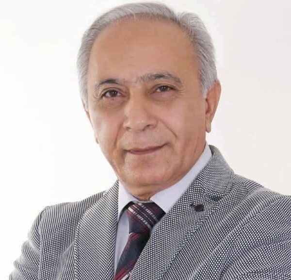 SÖZÜN MƏNƏVİ YÜKÜNÜ DAŞIYAN İNSAN - İlqar İsmayılzadə yaradıcılığına bir baxış SÖZÜN MƏNƏVİ YÜKÜNÜ DAŞIYAN İNSAN - İlqar İsmayılzadə yaradıcılığına bir baxış