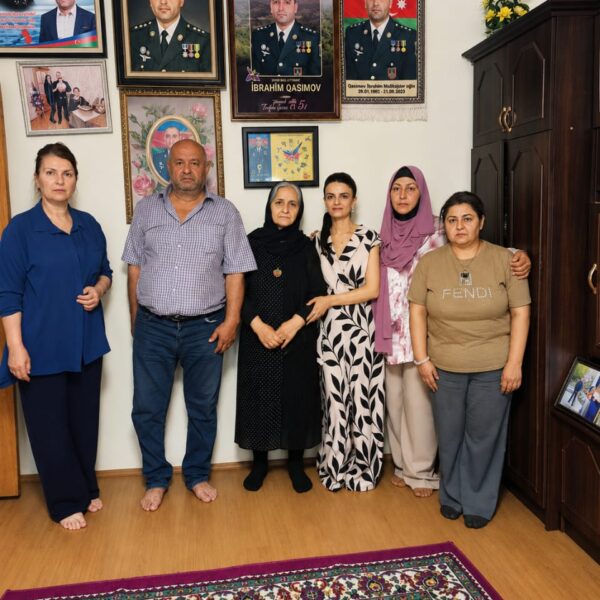 Şəhid ocağında susqunluğun dili Şəhid ocağında susqunluğun dili