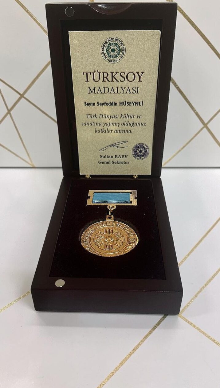 Seyfəddin Hüseynli “TÜRKSOY” medalı ilə təltif edildi
