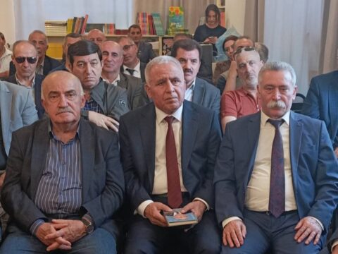 ŞƏFA ÜNVANLI, SÖZ BOYALI ÖMÜR