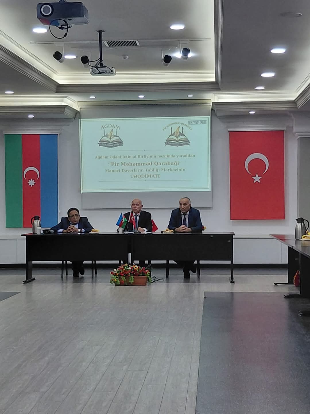 “Pir Məhəmməd Qarabaği” Mənəvi Dəyərlərin TəbliğiMərkəzinin təqdimatı keçirilib “Pir Məhəmməd Qarabaği” Mənəvi Dəyərlərin TəbliğiMərkəzinin təqdimatı keçirilib