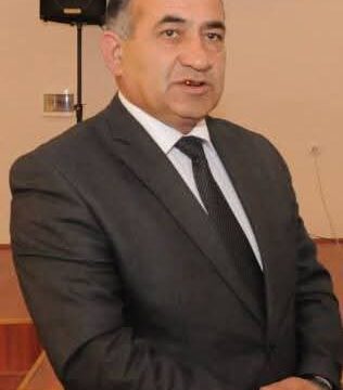 Dünənimə müəllimim, bu günümə ustadım, sabahıma mayakım